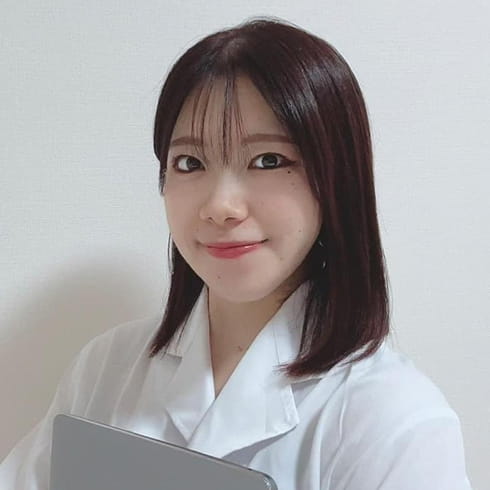 西山かえで